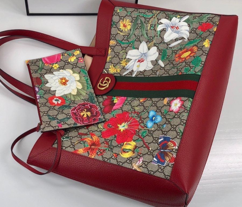 Gucci Shopping Bags